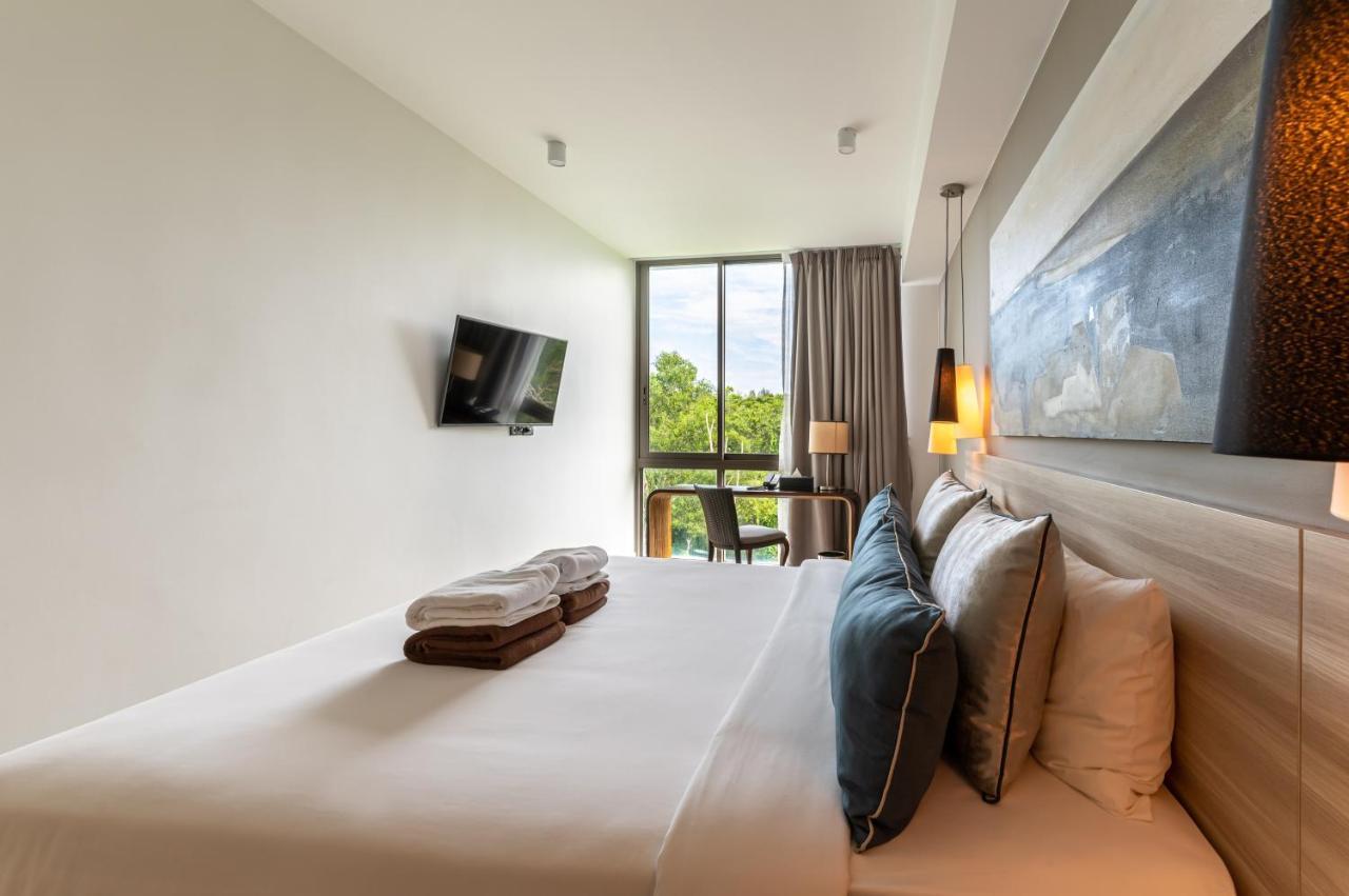 Oceanstone By Resava Apartment Pantai Bang Tao Bagian luar foto