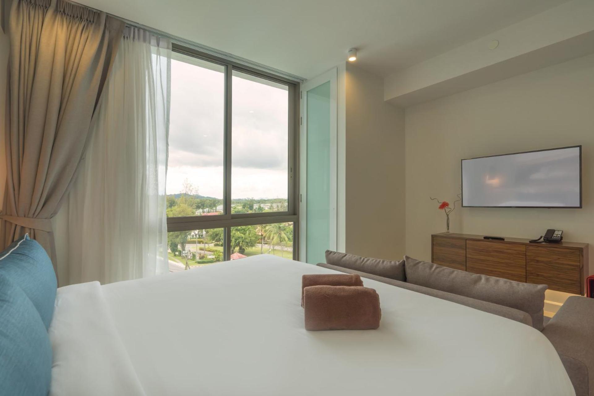 Oceanstone By Resava Apartment Pantai Bang Tao Bagian luar foto