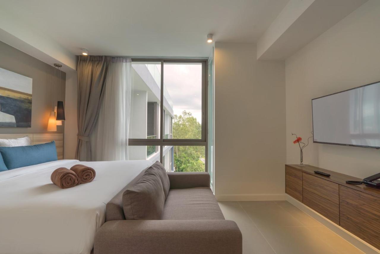 Oceanstone By Resava Apartment Pantai Bang Tao Bagian luar foto